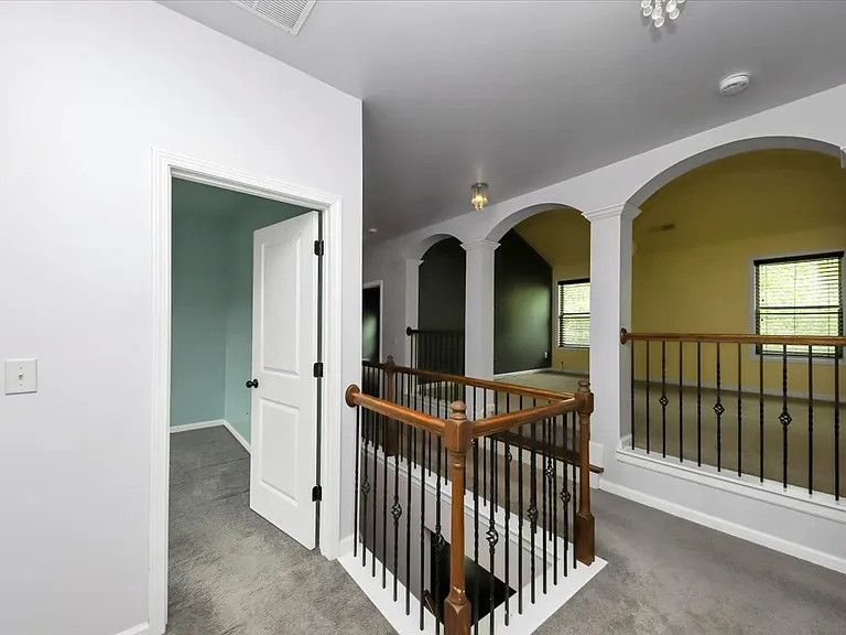 6059 Cove Park Dr — Photo 34