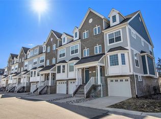 2562 W Towne St, Ann Arbor, MI 48103