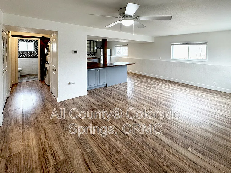 1340 Westend Ave — Photo 2