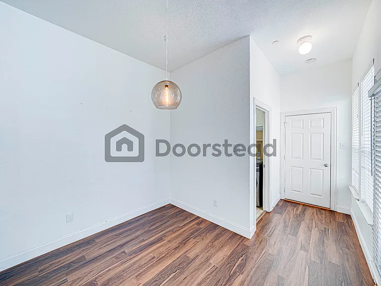 8625 Empire Blvd — Photo 14