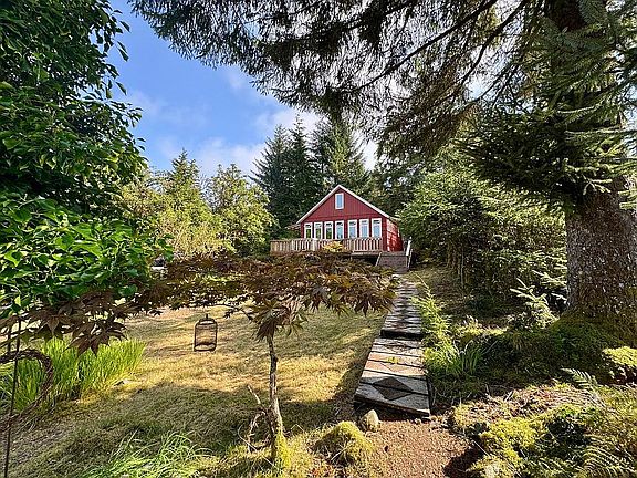 Main house & garden