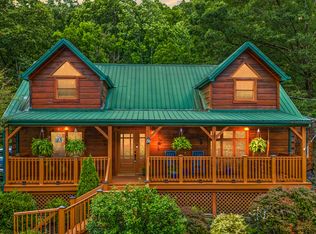 1836 Red Lick Rd, Berea, KY 40403