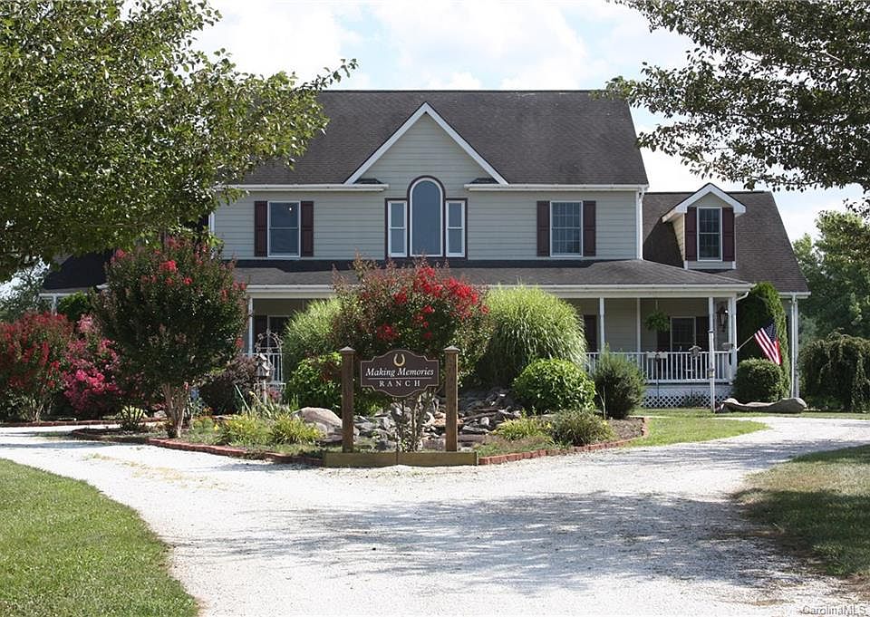 1st image of 212 Benton Farms Ln