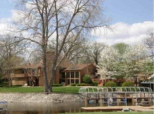 3310 Cove Ct, Johnsburg, IL 60051