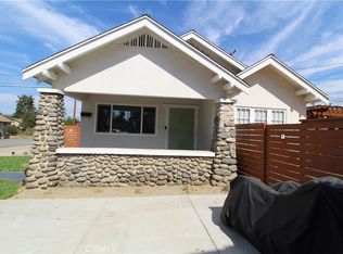 910 Berkeley Dr, Redlands, CA 92374