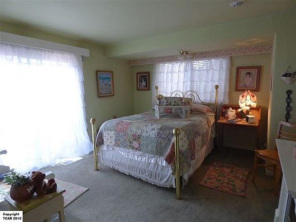 3rd image of 15561 Shady Oak Dr