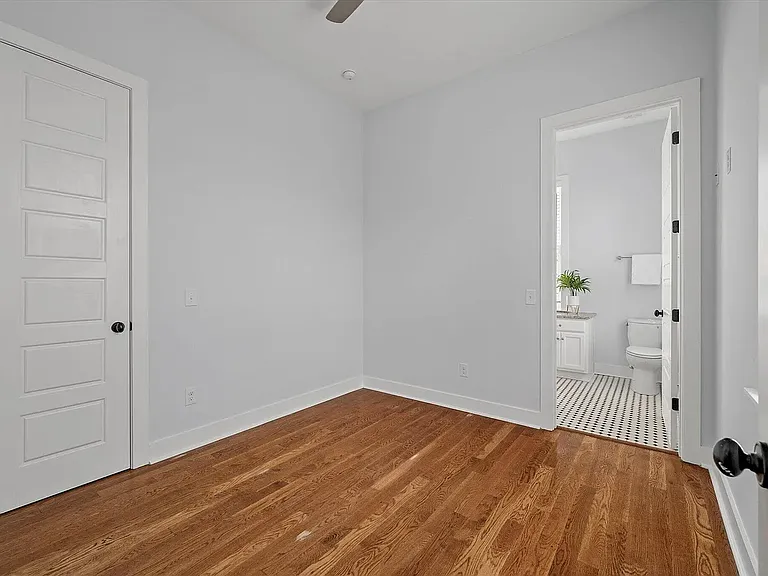61 Amherst St #A — Photo 5