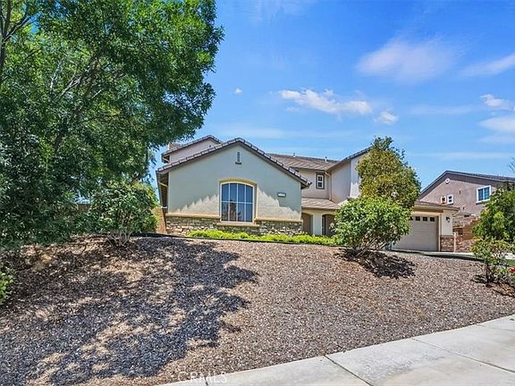 4th image of 11489 Floyd Cir