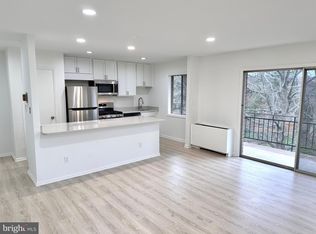 4114 Mangalore Dr APT 403, Annandale, VA 22003