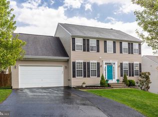 593 Juniper Ct, Westminster, MD 21158