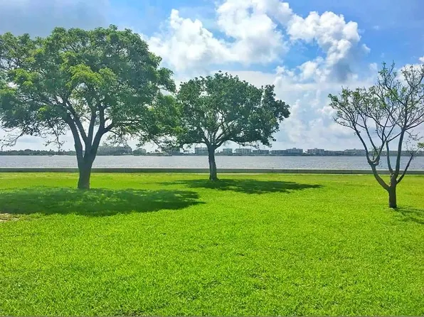 11 2nd Ave S #1, Lake Worth, FL 33460