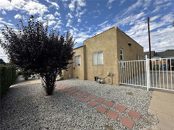 5th image of 1111 W Alhambra Rd