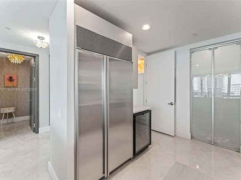 5959 Collins Ave #1201 — Photo 13