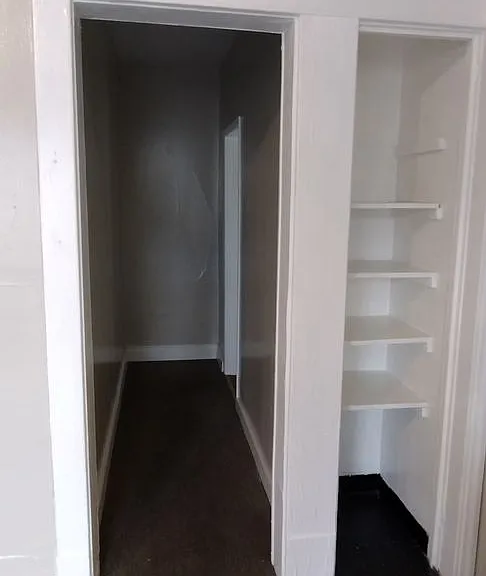 2128 Genesee St — Photo 22