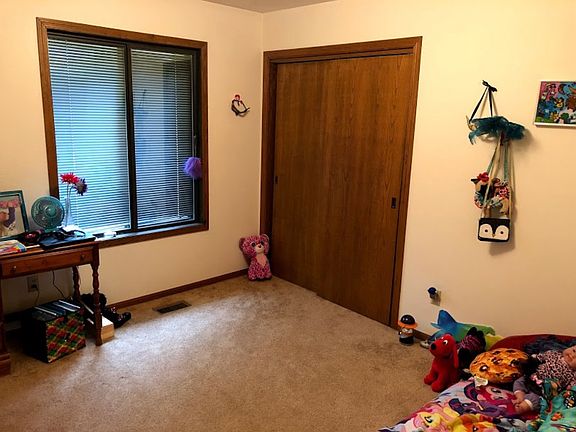3rd image of 3518 Walden Ave