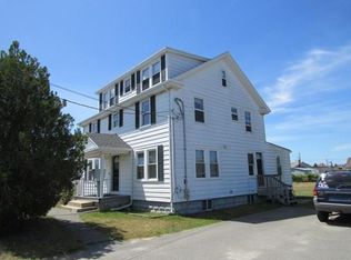 5 Wallace Ave APT 4, Buzzards Bay, MA 02532