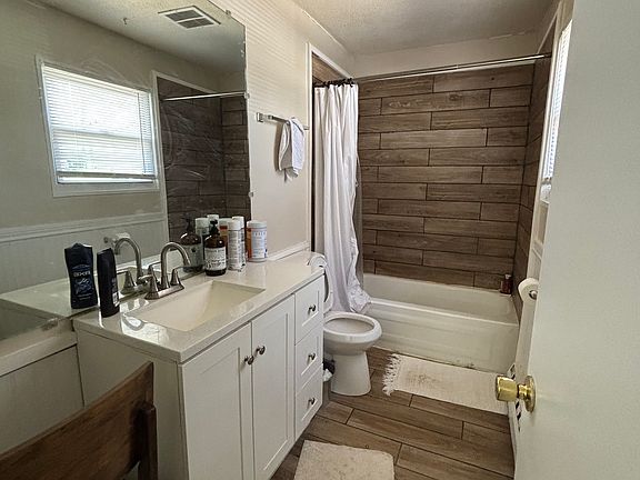 2nd image of 59 Gem Dr