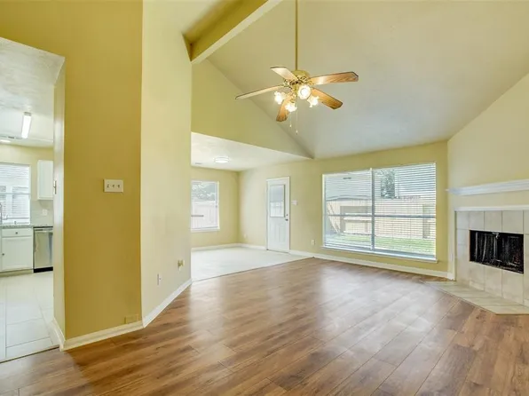 3323 Foursome Lane, Sugar Land, TX 77498