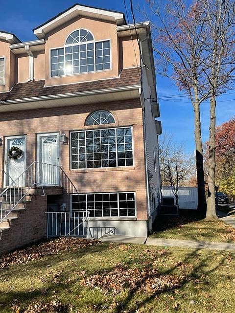 1st image of 157 Oakdale St #A