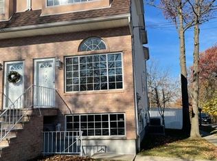 157 Oakdale St #A, Staten Island, NY 10308