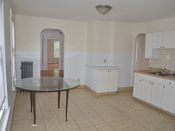 Spacious Eat-In Kitchen