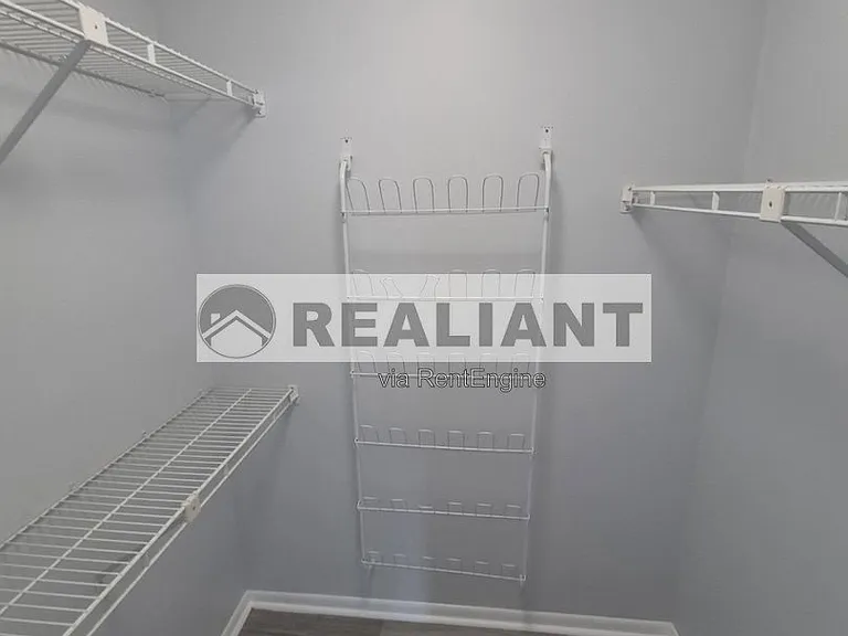 1725 Promontory Dr — Photo 14