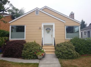 1620 45th Ave SW, Seattle, WA 98116
