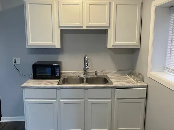 2637 W Luther St #1F, Chicago, IL 60608