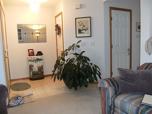 4th image of 5650 E Grove Dr SE
