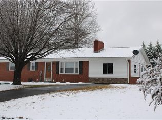 1185 Babe Gray Rd, Westfield, NC 27053