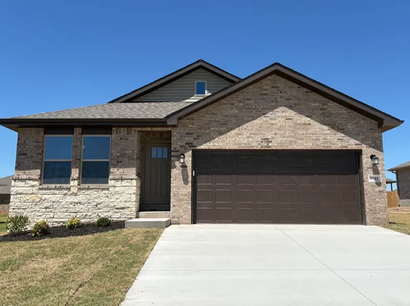 1105 W Jay Street, Ozark, MO 65721