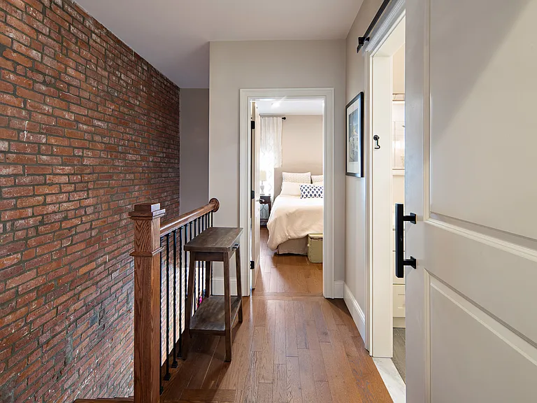 28 Emerson St — Photo 25