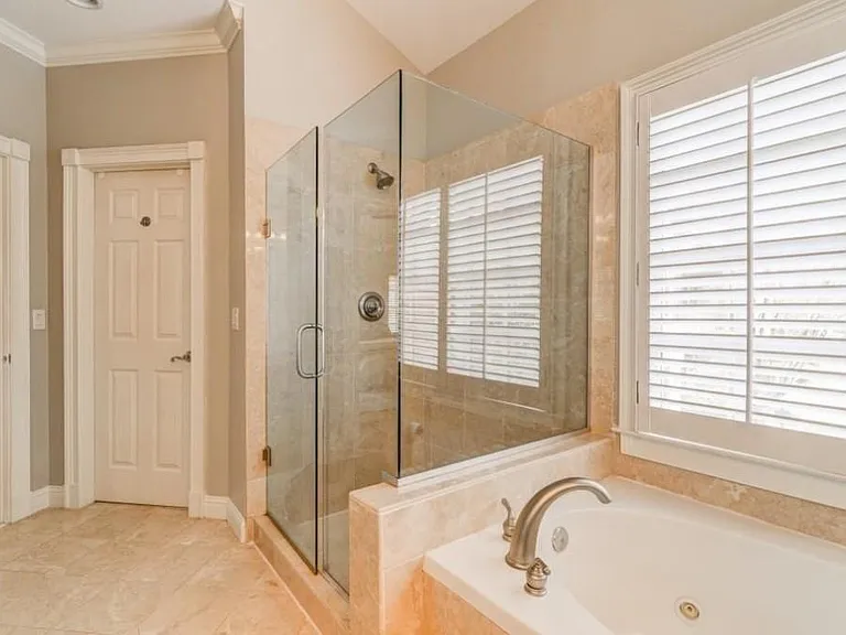 704 Longleaf Dr NE — Photo 22