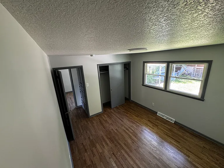 622 NE Emmett St — Photo 13