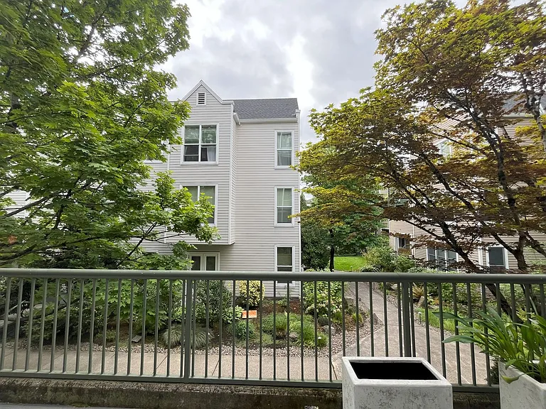 1730 S Harbor Way #303 — Photo 22
