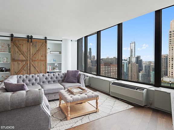 3rd image of 505 N Lake Shore Dr APT 6401