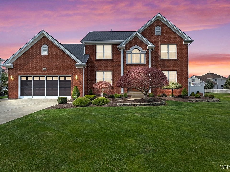 1st image of 11 Apple Blossom Blvd