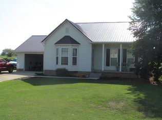 2221 Center Cir, Jefferson City, TN 37760