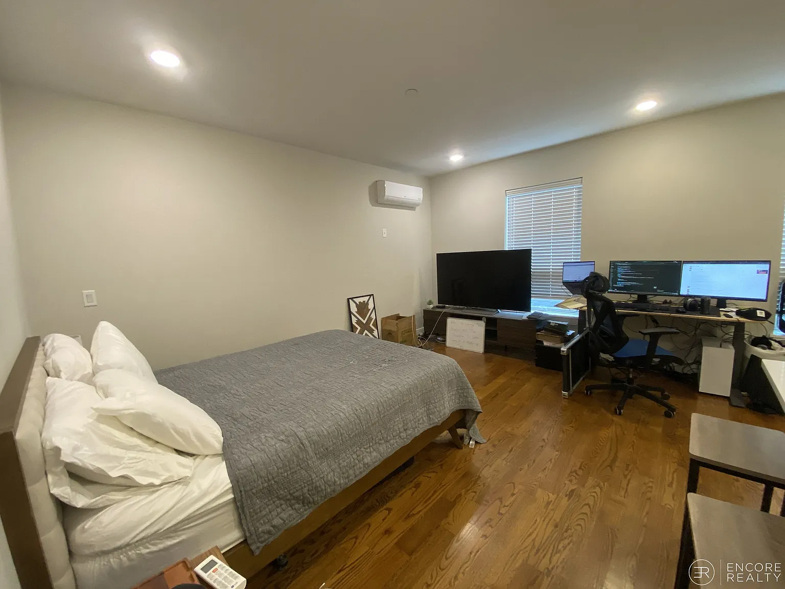Studio, 451 sqft, $3,200 — Photo 3
