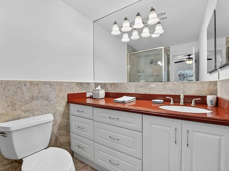 1166 Hillsboro Mile Bch #26 — Photo 32