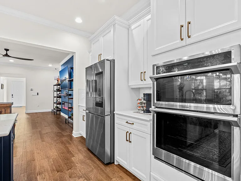 2350 Addison Dr — Photo 30