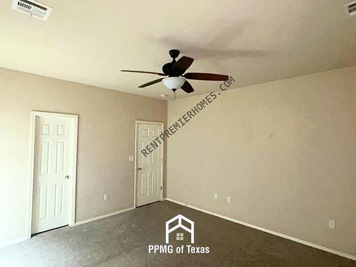 14753 S Lakewood Ave — Photo 7