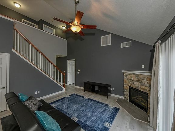 3rd image of 5368 Millcreek Blvd