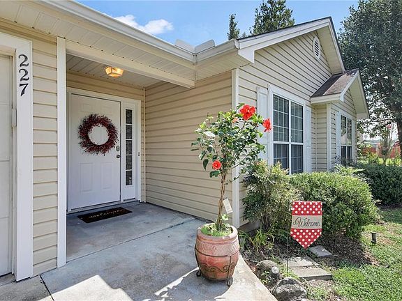 2nd image of 227 S Teakwood Ct