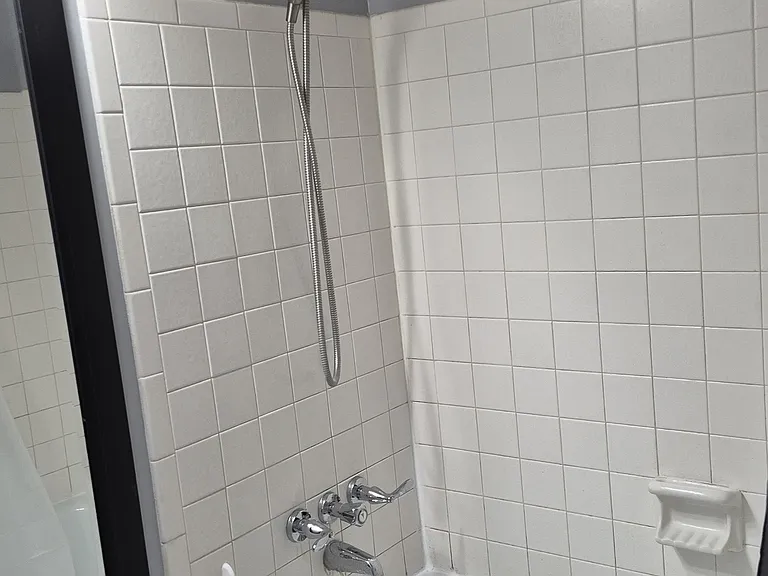968 Greenwood Trl W — Photo 26