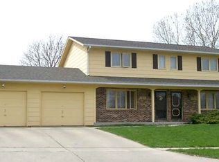 2221 Prairie Vw E, Ames, IA 50010