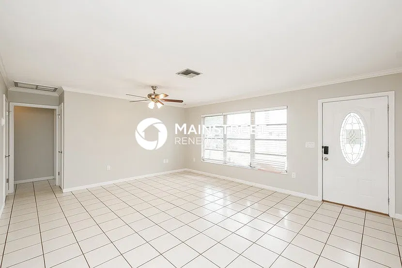 3111 Mercer Rd — Photo 2