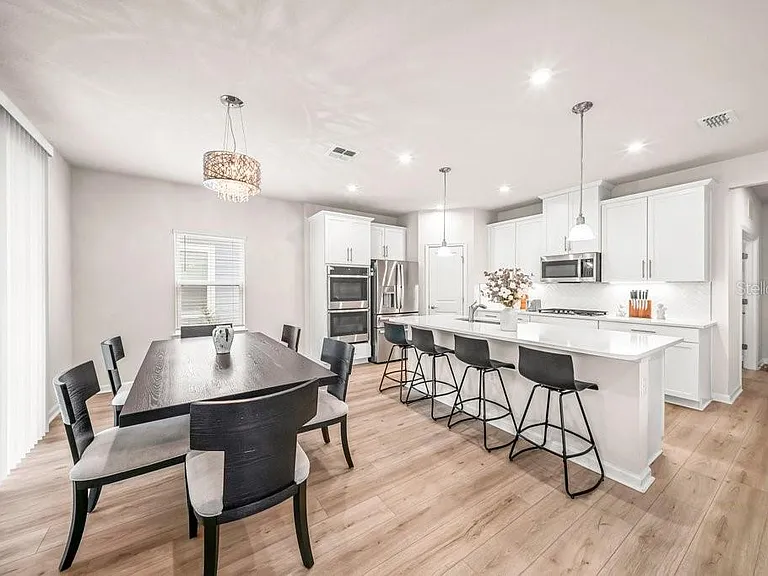 181 Tower Ct — Photo 8