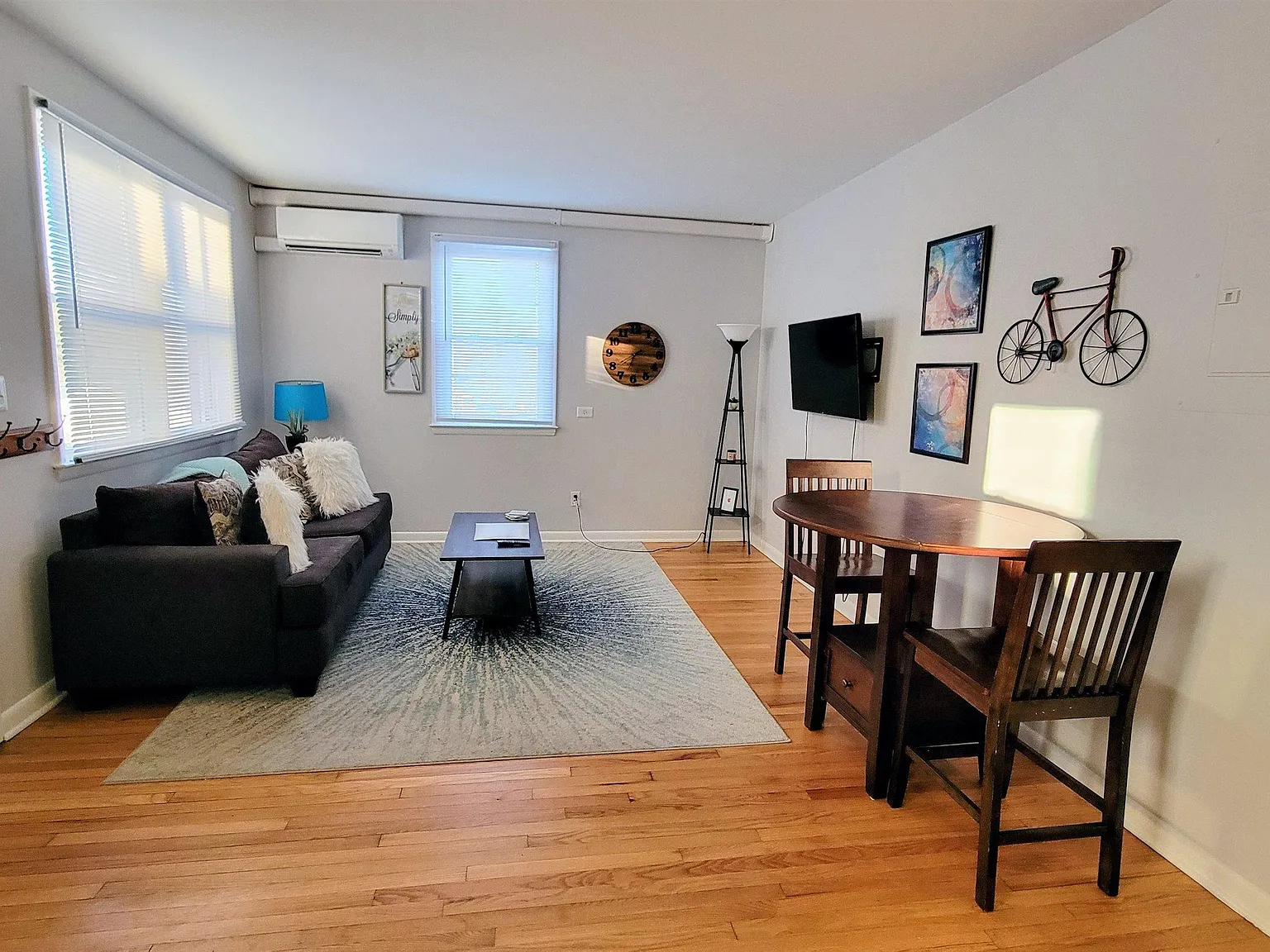 1 bed, 1.0 bath, 525 sqft, $1,995 — Photo 2