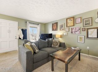 4501 S 6th St APT 71, Louisville, KY